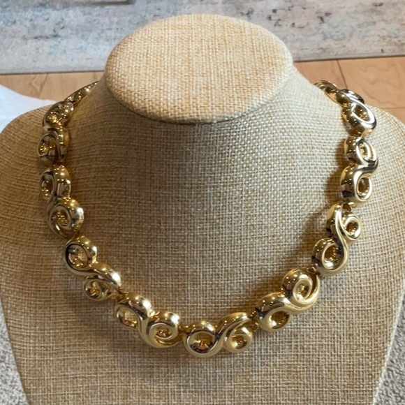 Jewelry - 🧨Statement  necklaces